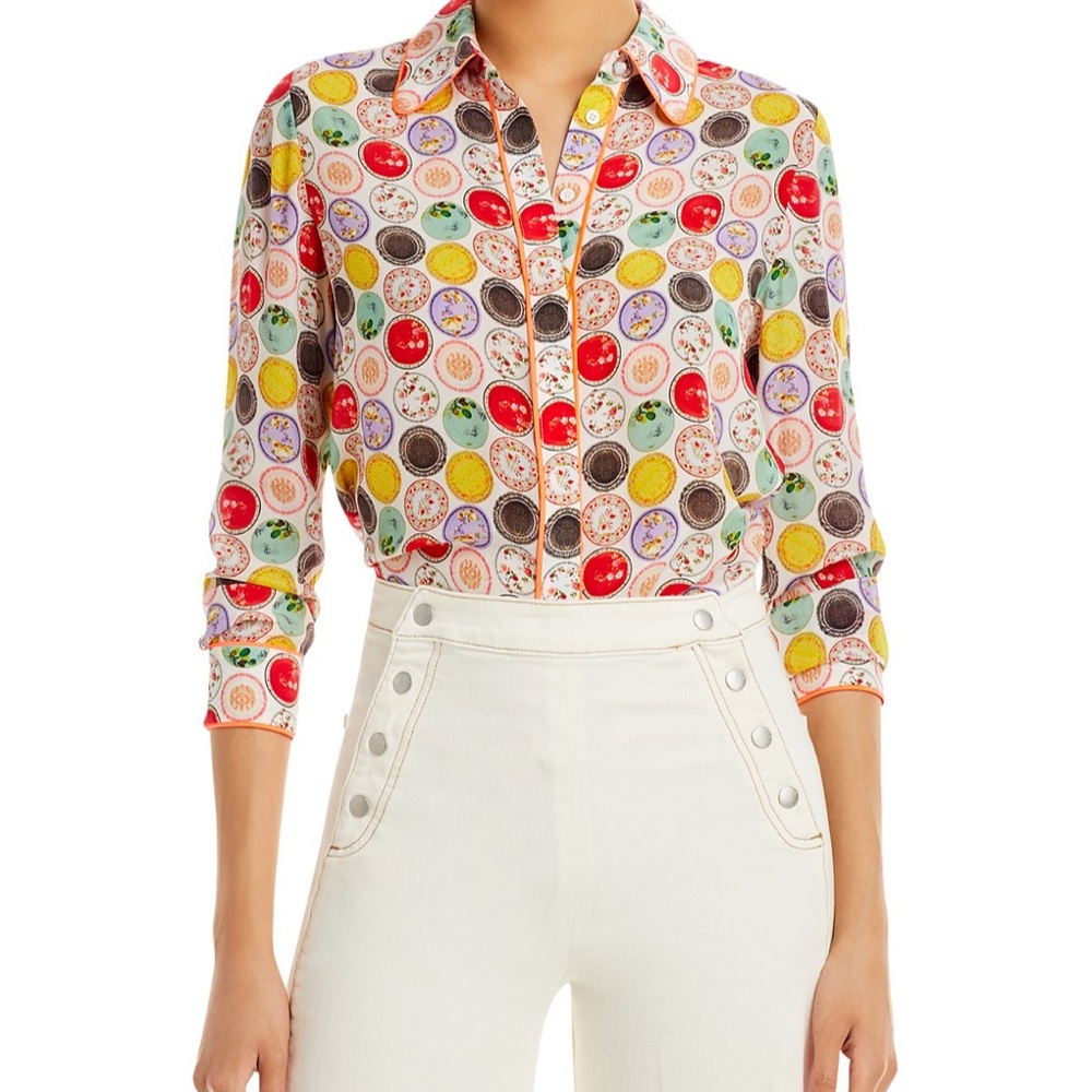 Alice + Olivia Silk Pattern Fitted Button Down Shirt